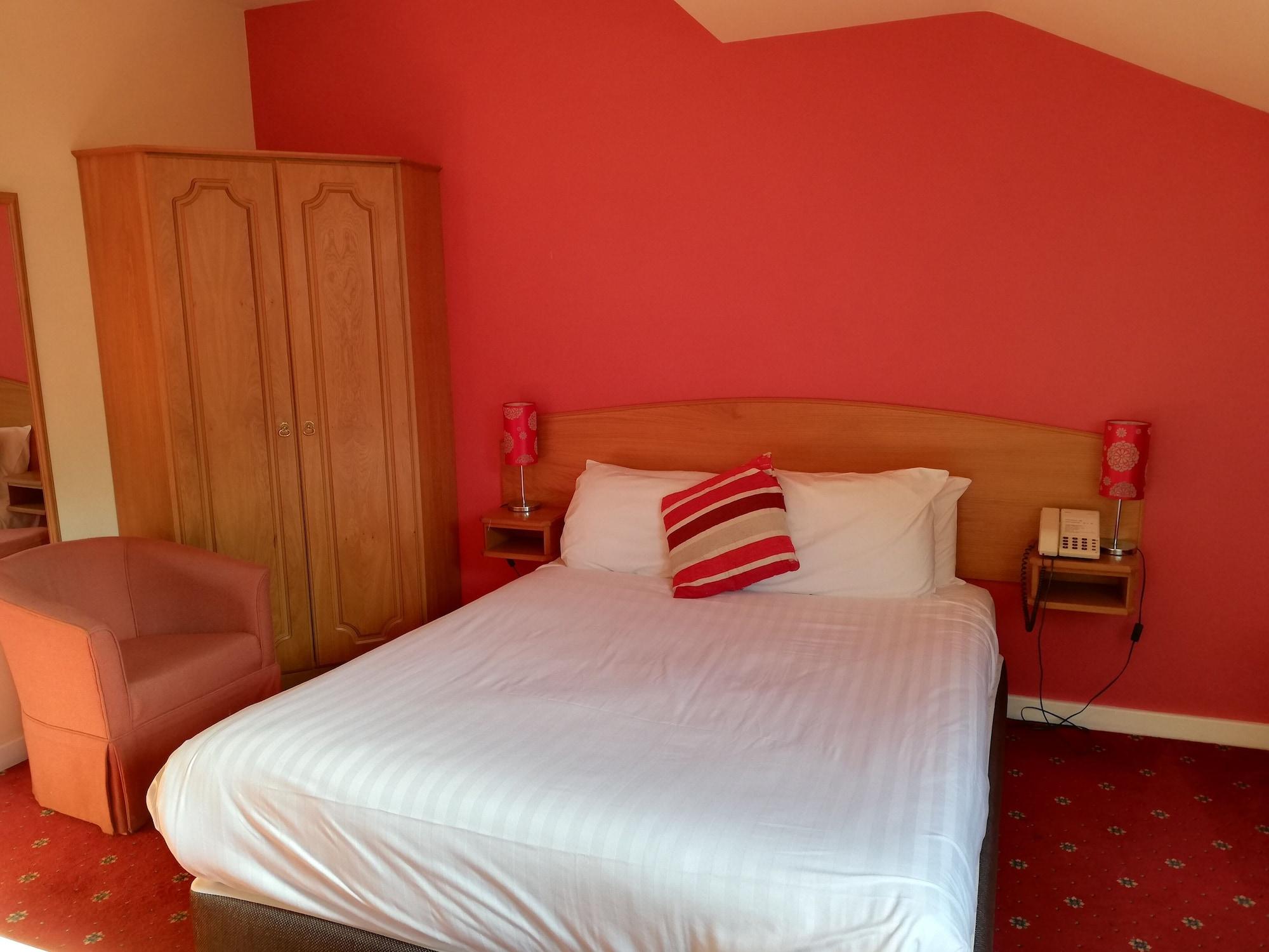 Corn Mill Lodge Hotel ลีดส์ ภายนอก รูปภาพ